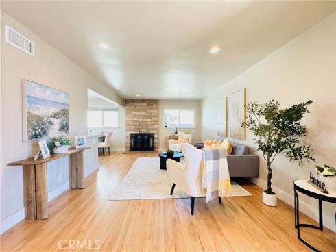 1430 Shamrock , Costa Mesa, CA