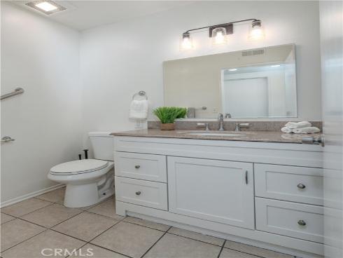3062 Johnson Avenue, Costa Mesa, CA
