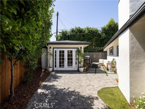 219  Pauline  , Costa Mesa, CA