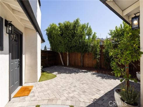 219  Pauline  , Costa Mesa, CA