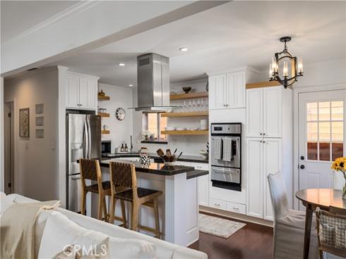 219  Pauline  , Costa Mesa, CA