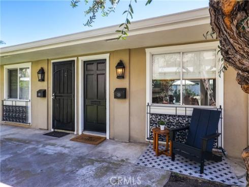 1741 Tustin 14D Avenue, Costa Mesa, CA