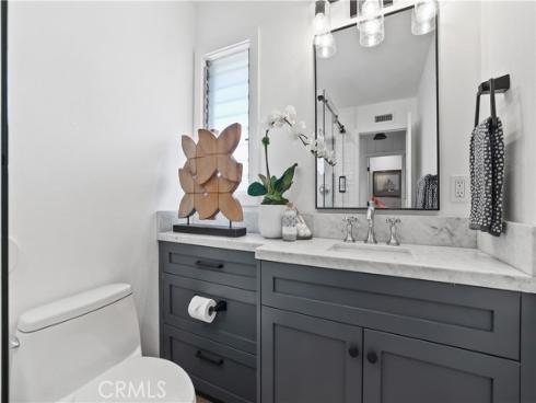1741 Tustin 14D Avenue, Costa Mesa, CA