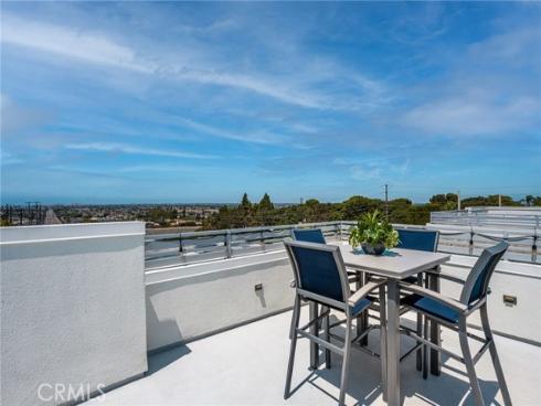 2101 Two Harbors , Costa Mesa, CA
