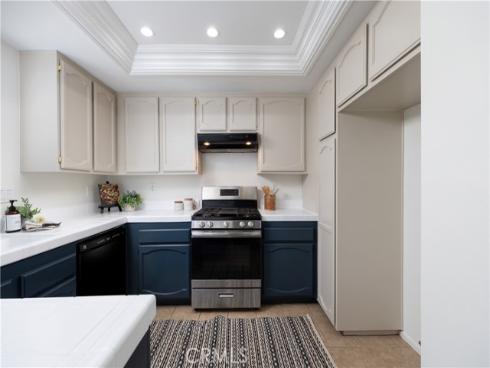 212  Mayfair  , Costa Mesa, CA