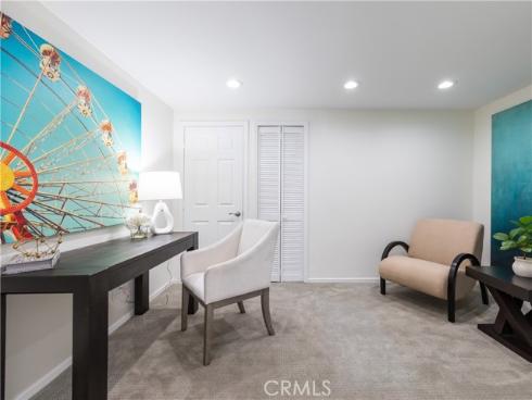212  Mayfair  , Costa Mesa, CA