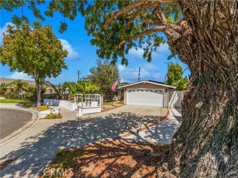 2972  Teakwood   Place, Costa Mesa, CA