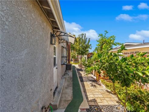 2972  Teakwood   Place, Costa Mesa, CA