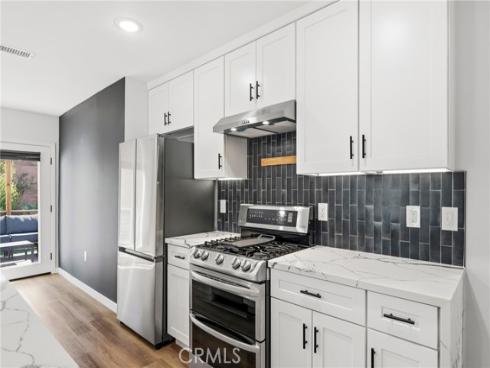 3095 College Avenue, Costa Mesa, CA