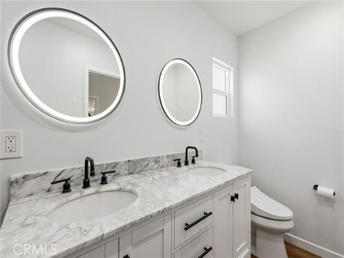 3095 College Avenue, Costa Mesa, CA