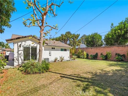 3095  College   Avenue, Costa Mesa, CA