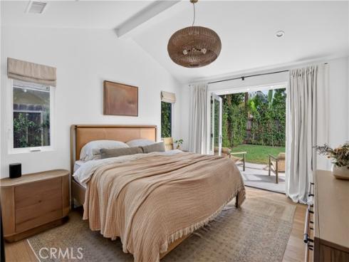184 E Bay , Costa Mesa, CA