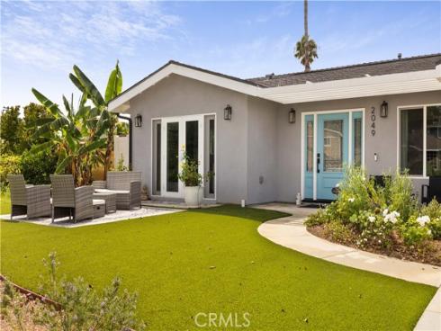 2049 Monrovia , Costa Mesa, CA