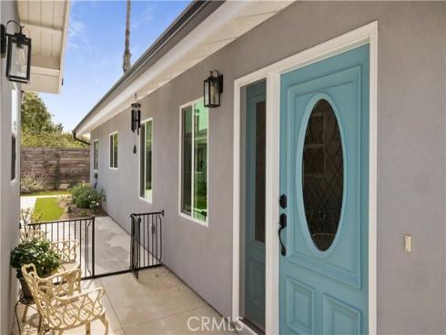 2049 Monrovia , Costa Mesa, CA