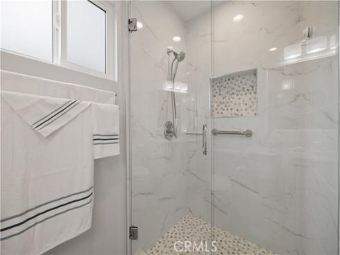 2049 Monrovia , Costa Mesa, CA