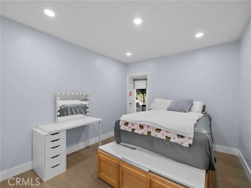 2750 San Carlos , Costa Mesa, CA
