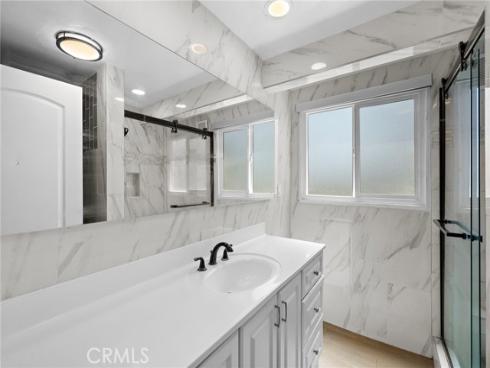 2750 San Carlos , Costa Mesa, CA