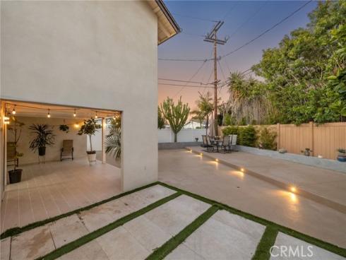 2750 San Carlos , Costa Mesa, CA