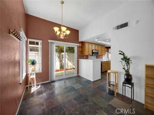 2210 Pacific Ave. #f1 , Costa Mesa, CA