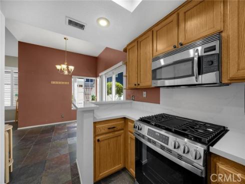 2210 Pacific Ave. #f1 , Costa Mesa, CA