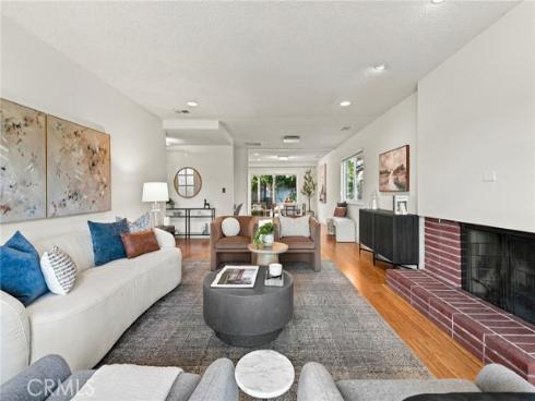 970 Cheyenne , Costa Mesa, CA