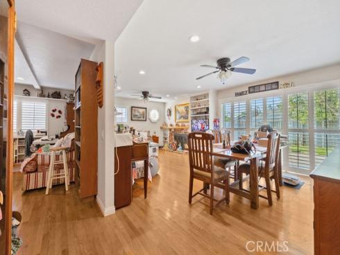 1144 El Camino Dr , Costa Mesa, CA