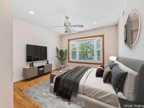 1144 El Camino Dr , Costa Mesa, CA