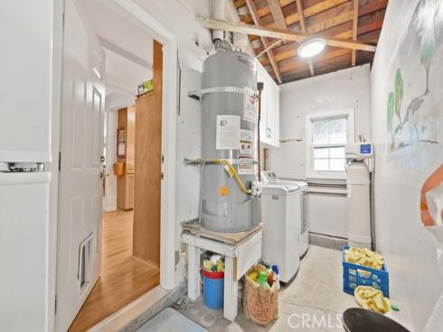 1144 El Camino Dr , Costa Mesa, CA