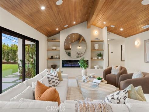 3080 Country Club Drive, Costa Mesa, CA