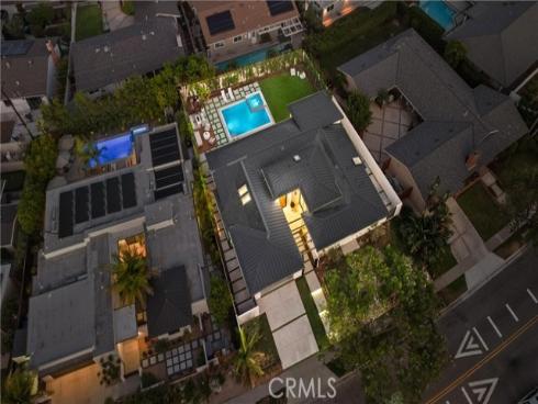 3080 Country Club Drive, Costa Mesa, CA