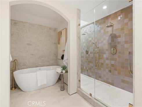 3080 Country Club Drive, Costa Mesa, CA