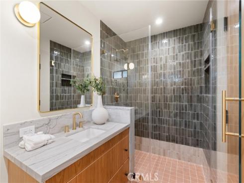 3080 Country Club Drive, Costa Mesa, CA