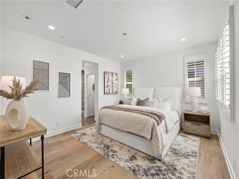 2111  Breakaway  , Costa Mesa, CA