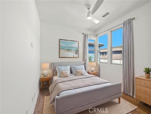 2111  Breakaway  , Costa Mesa, CA
