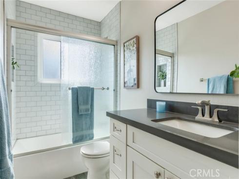 181 Yorktown Lane, Costa Mesa, CA