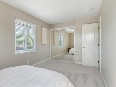 181 Yorktown Lane, Costa Mesa, CA