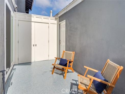 181 Yorktown Lane, Costa Mesa, CA