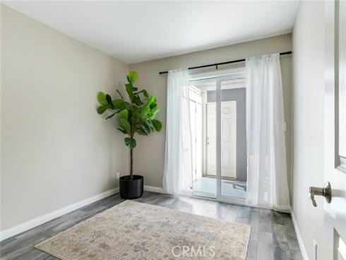 181 Yorktown Lane, Costa Mesa, CA