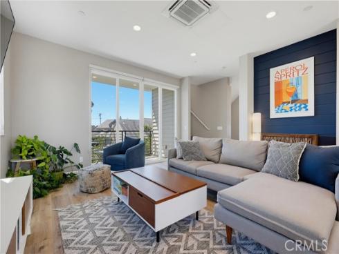 2125 Evans , Costa Mesa, CA