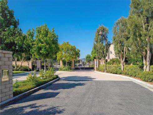 2519  Cornerstone  , Costa Mesa, CA