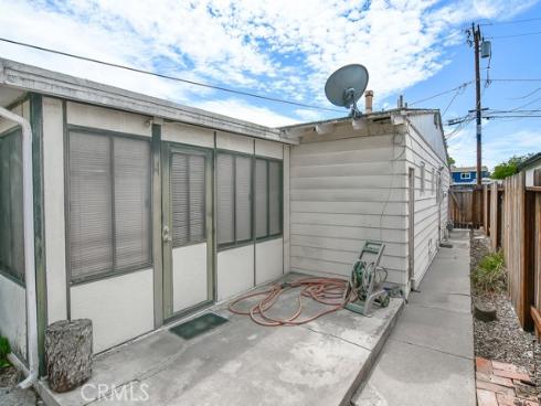 278 Santo Tomas , Costa Mesa, CA
