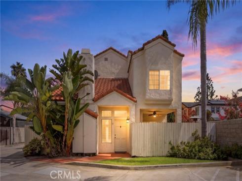 2575 Elden 3 Avenue, Costa Mesa, CA