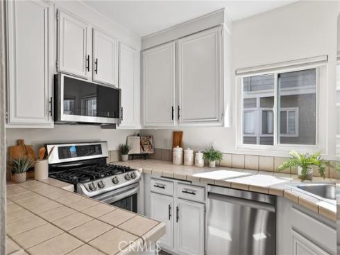 260 Victoria F2 , Costa Mesa, CA