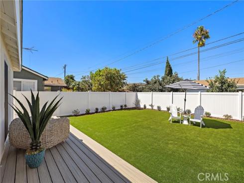 674 Senate Street, Costa Mesa, CA