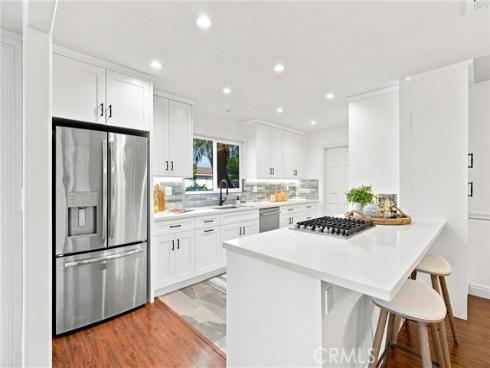 3281 Michigan Avenue, Costa Mesa, CA