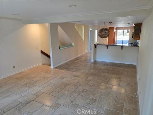435  Bryson Springs  38 , Costa Mesa, CA