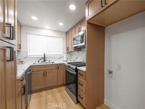 160 Yorktown , Costa Mesa, CA