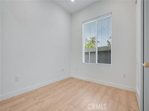 1822 Pomona , Costa Mesa, CA