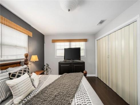 1822 Pomona , Costa Mesa, CA