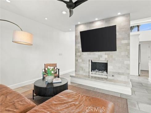 1222 Las Arenas 23 Way, Costa Mesa, CA